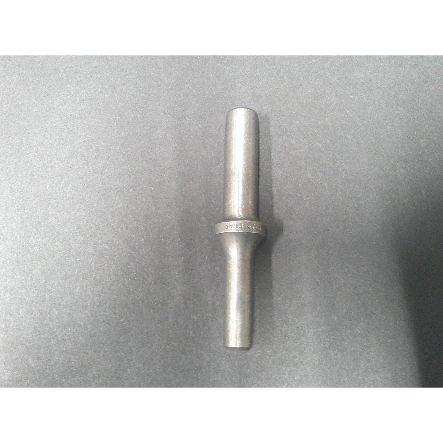 SM10-4706 — Universal
