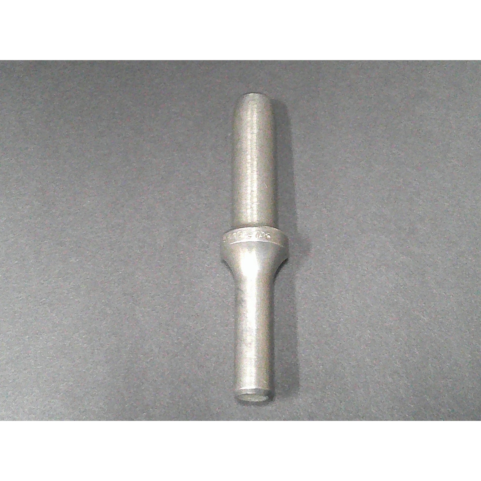 SM10-4705 — Universal